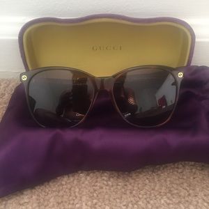 Gucci oversized sunglasses